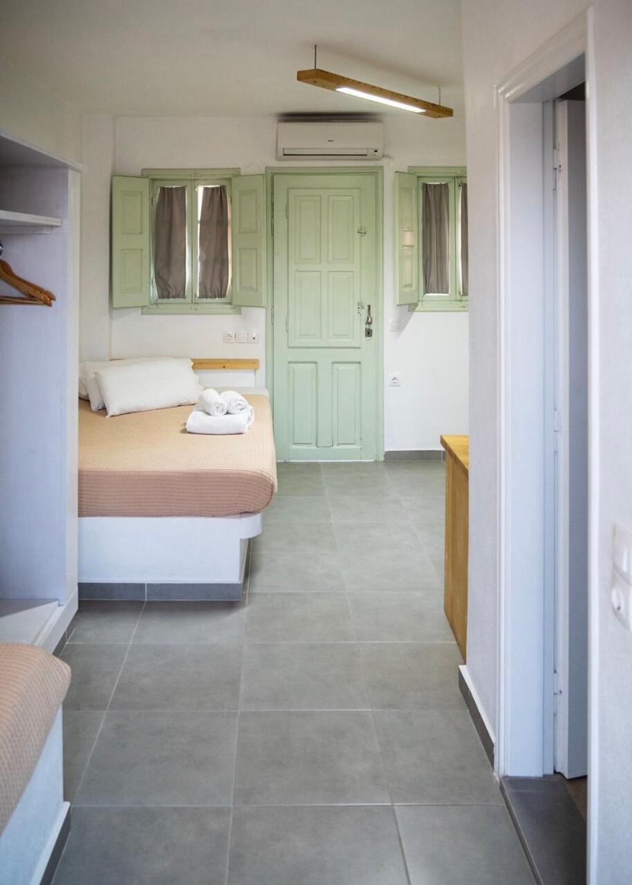 Ecoxenia Aparthotel Oia  Exterior photo